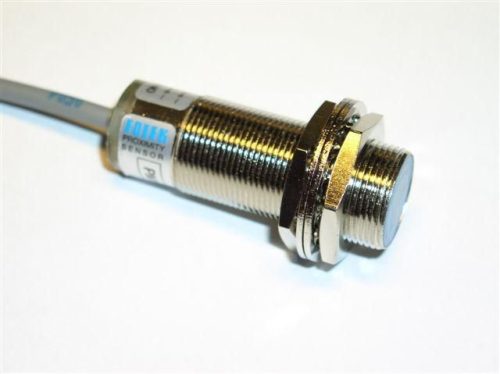 Indukční snímač PM18-05PB-S